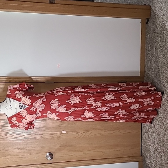 Lulu's floral v-neck maxi wrap sun dress wedding guest date night - Picture 4 of 7